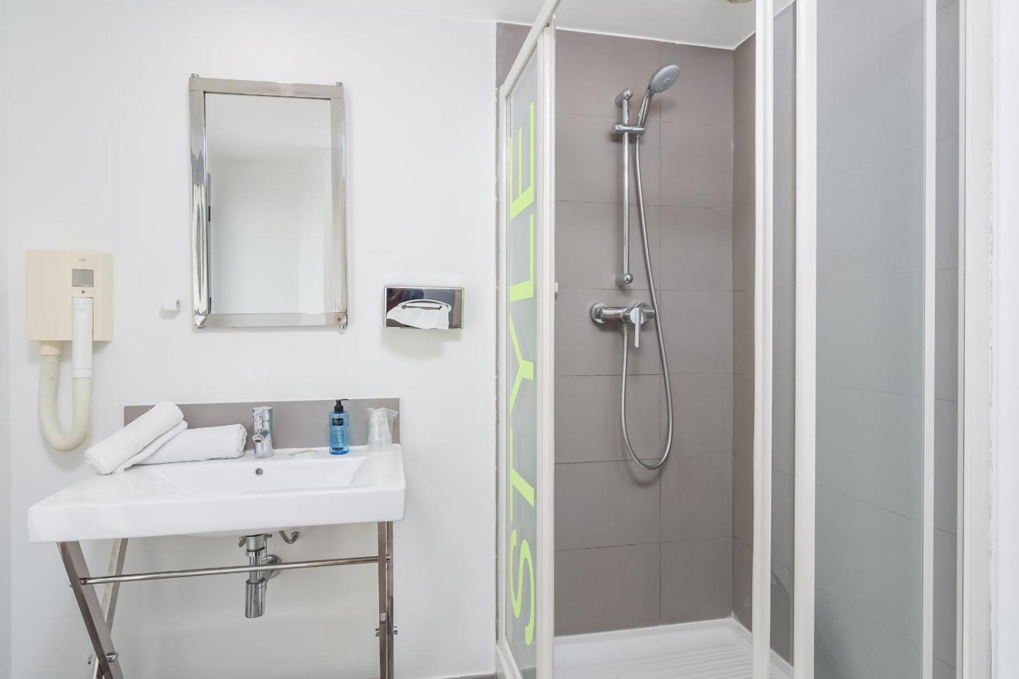 Urban Riviera Juan Les Pins - Queen Room Exterior photo