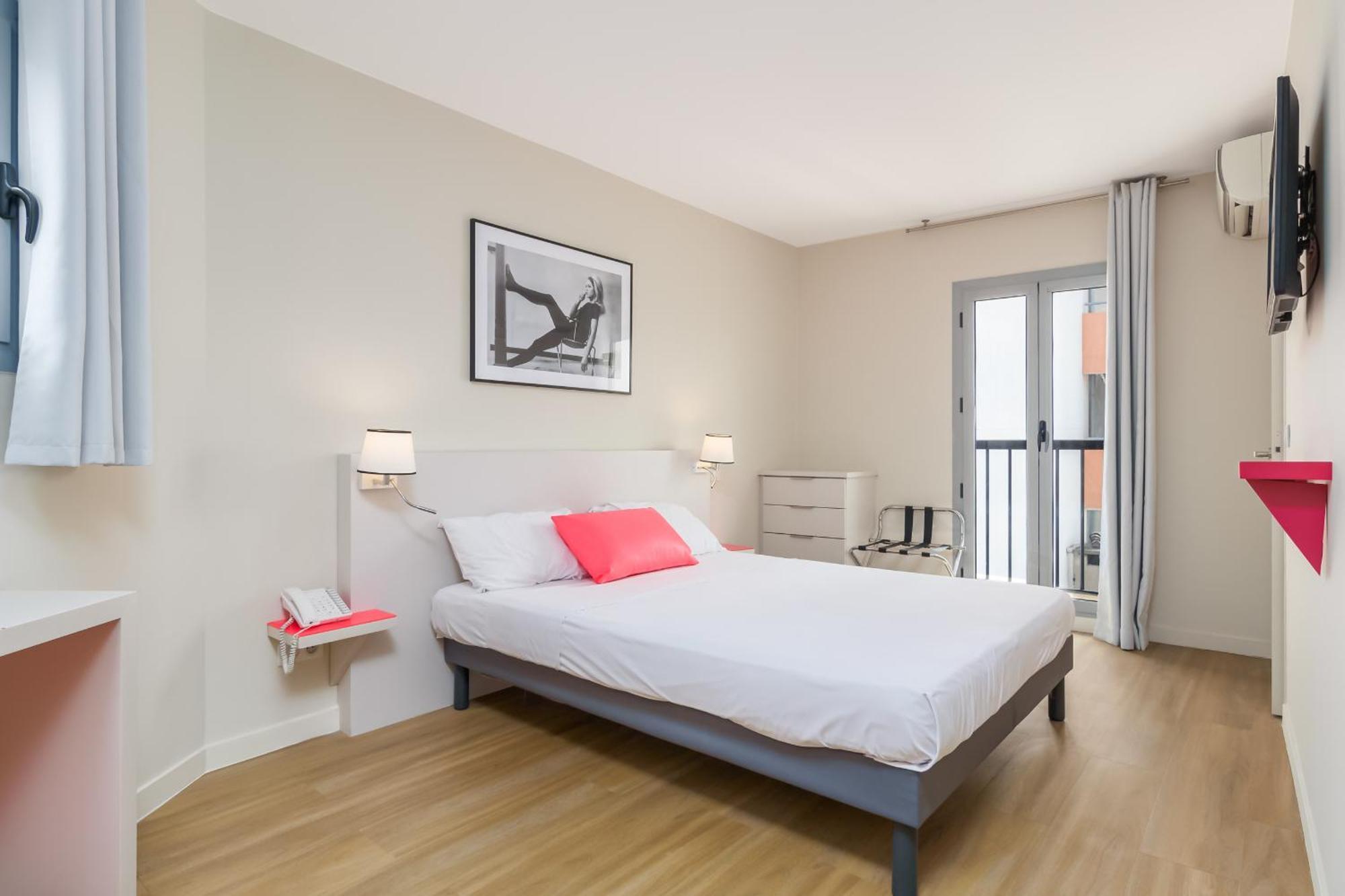 Urban Riviera Juan Les Pins - Queen Room Exterior photo