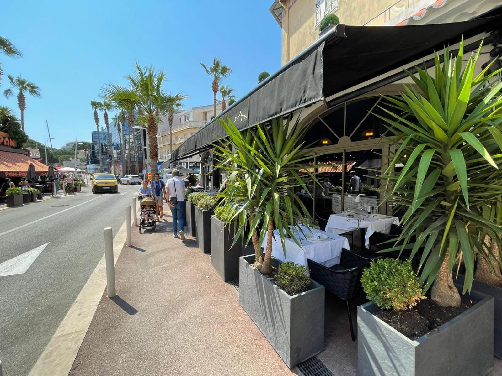 Urban Riviera Juan Les Pins - Queen Room Exterior photo